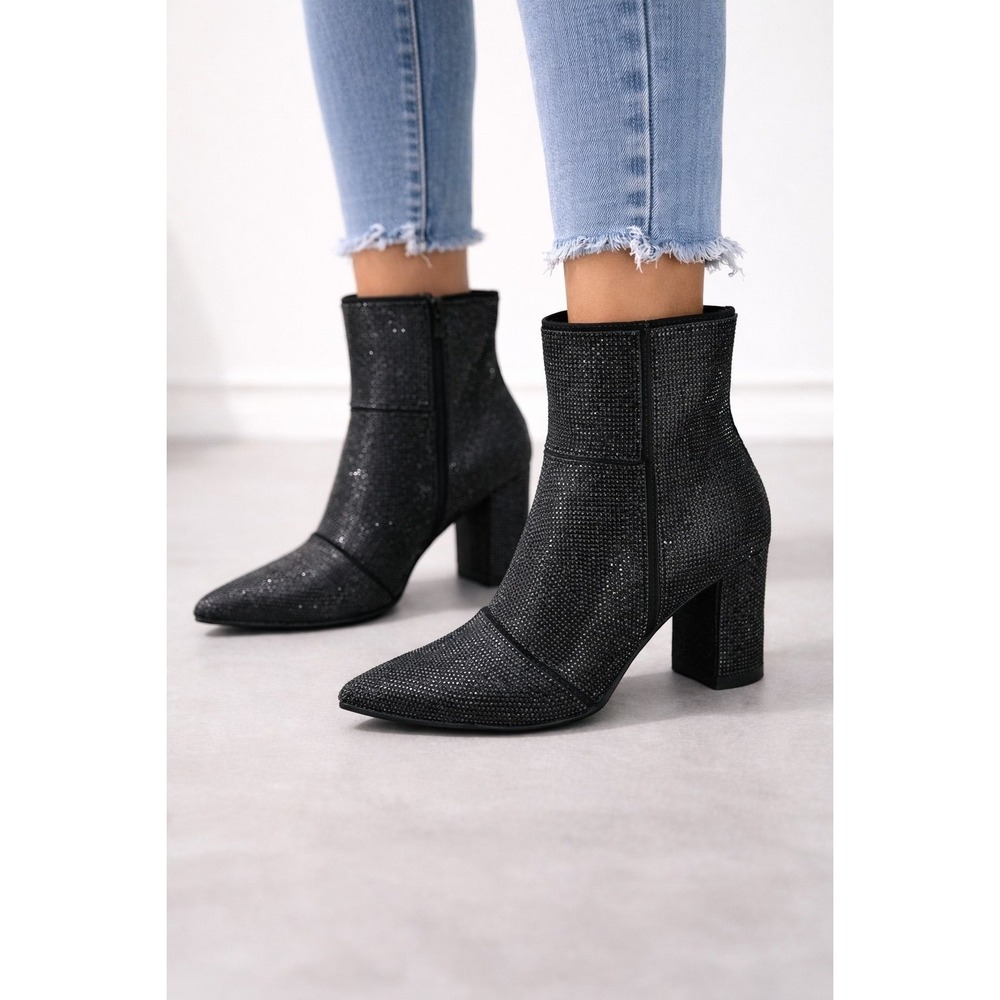 Forever Link Women's Rhinestone Embellished Pointed Toe Ankle Bootie Size 9